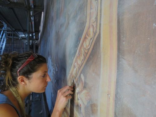 Restauration de peinture murale - plafond